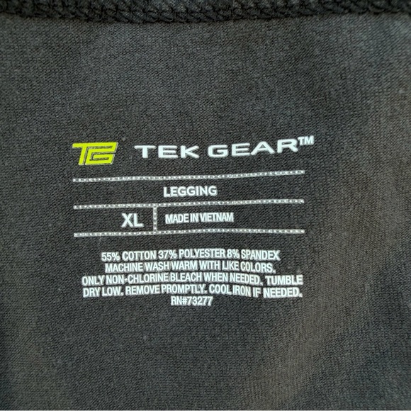 Tek Gear Black and Gray Heathered Capri Leggings ~ Women’s XL - Picture 6 of 7